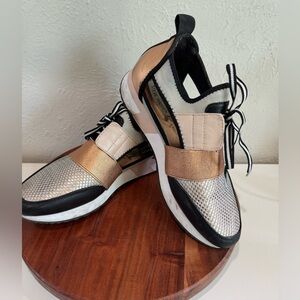 Steve Madden “arctic”. Stylish Metallic Sneakers with Black Accents